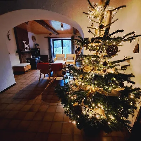 Les Grands Chais 펜션 *